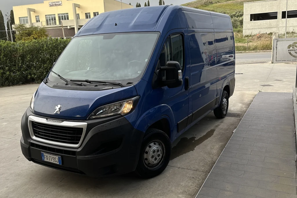 Immagine in Evidenza Peugeot Boxer 2.2hdi 